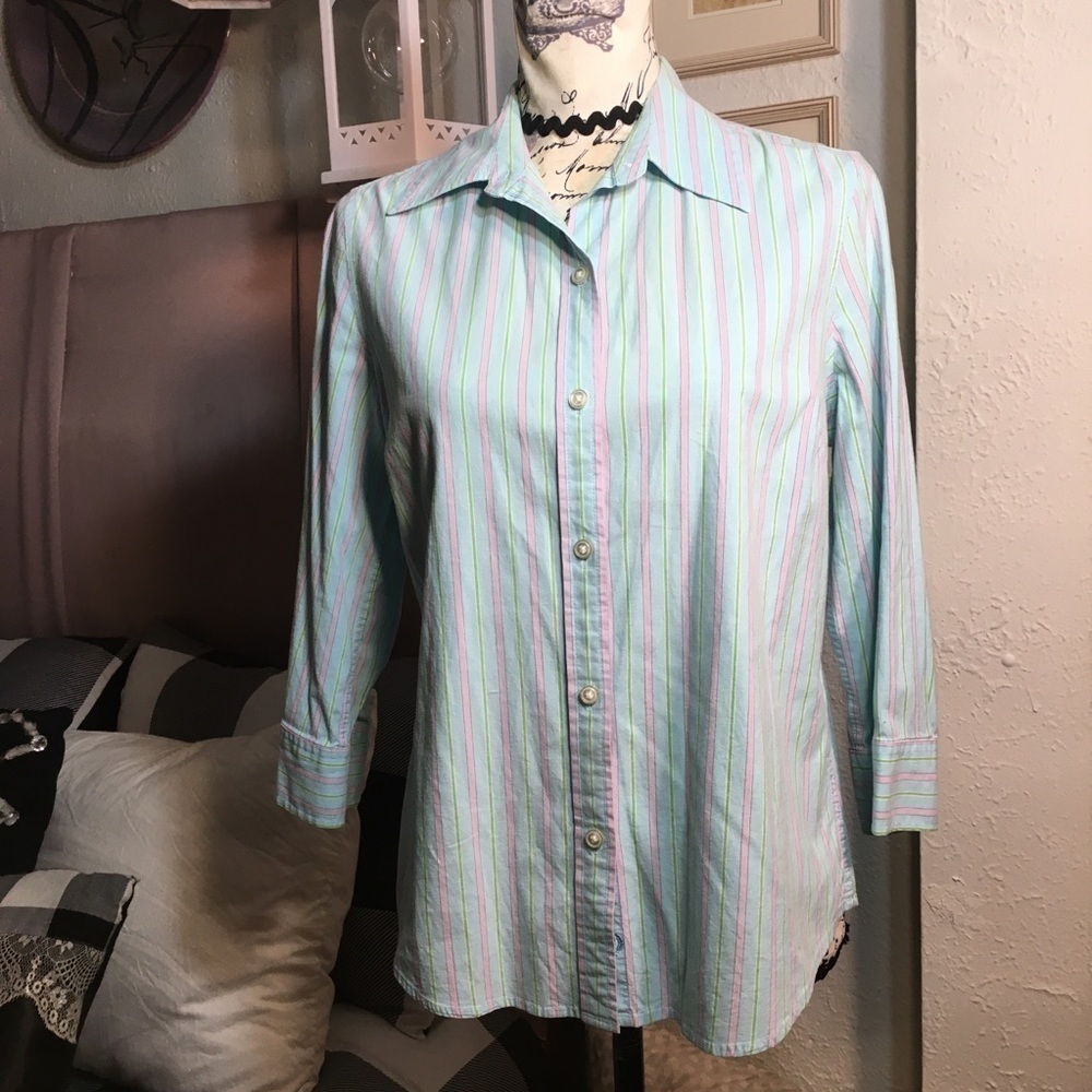 Vintage IZOD quarter sleeve button down front shirt